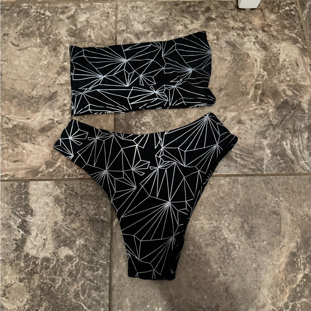 Geometric Black and White Rave set